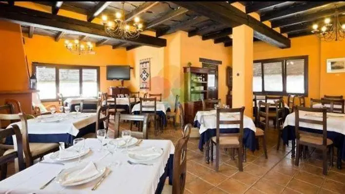 Hotel Maravedi Pitres